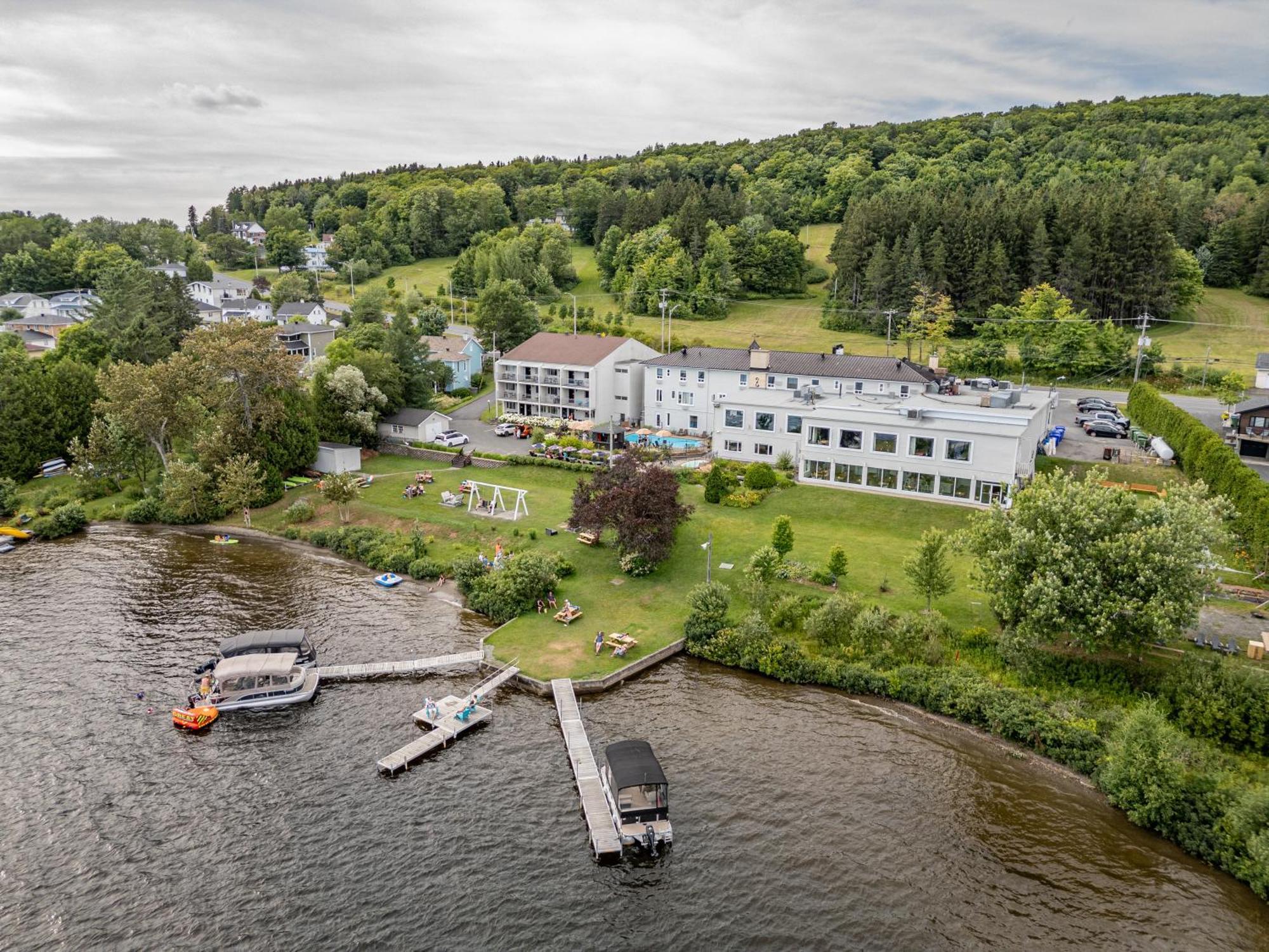 Manoir Lac-Etchemin Exterior photo
